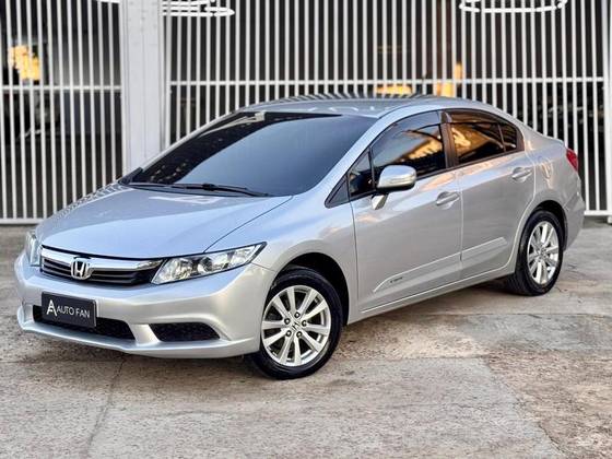 HONDA CIVIC 1.8 LXL 16V FLEX 4P AUTOMÁTICO